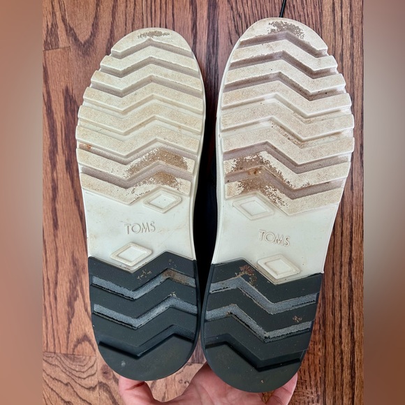 Toms Black Lug Hightops Canvas Lace Up Comfort Women's Sneakers Boots. Size 10W - Picture 7 of 9